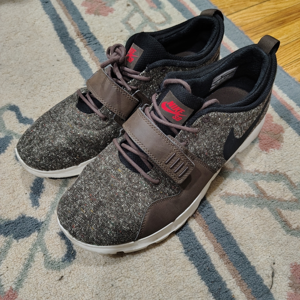 Nike SB Trainerendor (BBQ Brown) - M 10.5 - W 12